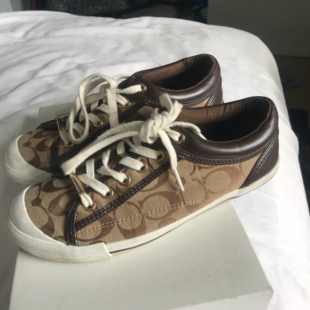 COACH SHOES